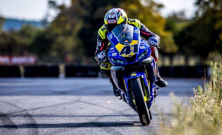 Giannis peristeras Yamaha R3 05