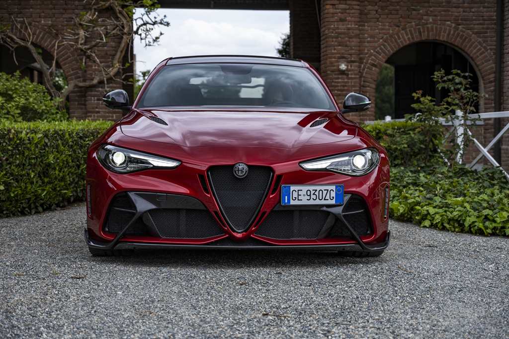 Giulia GTAm ETNA Red (13)