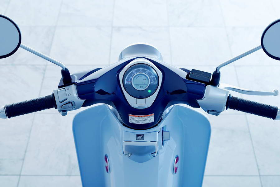HONDA SUPERCUB C125 13