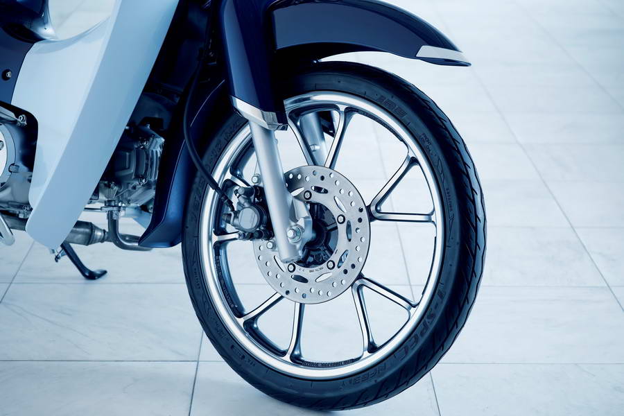 HONDA SUPERCUB C125 17