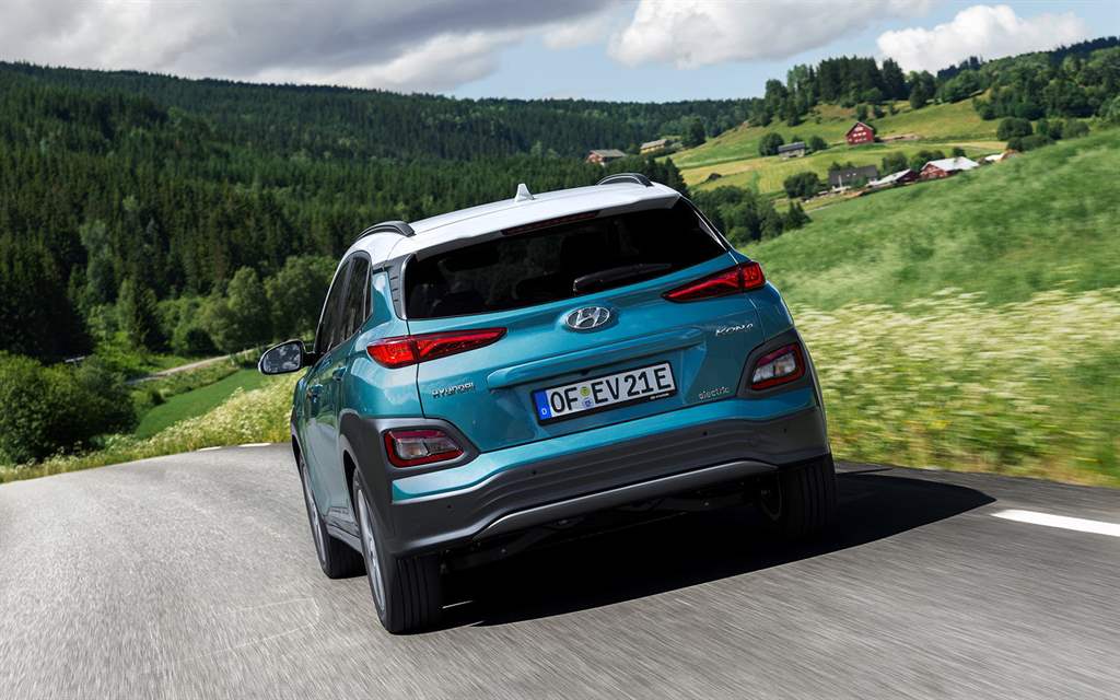 Hyundai-Kona-Electric_08