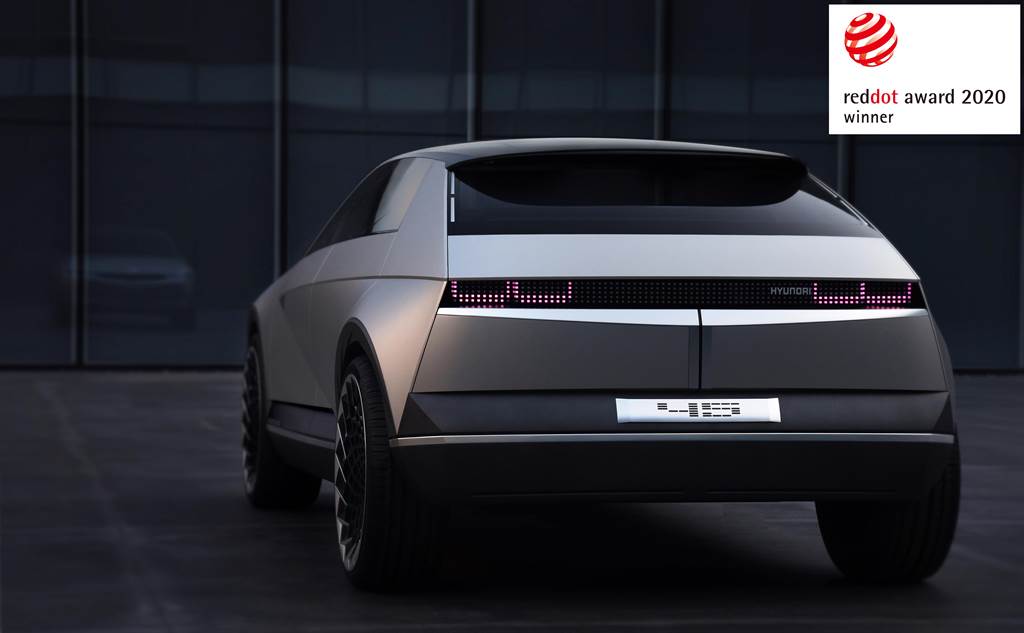 Hyundai red dot_05