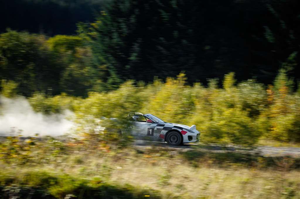 Jaguar_F-TYPE_Rally_Special_ 10