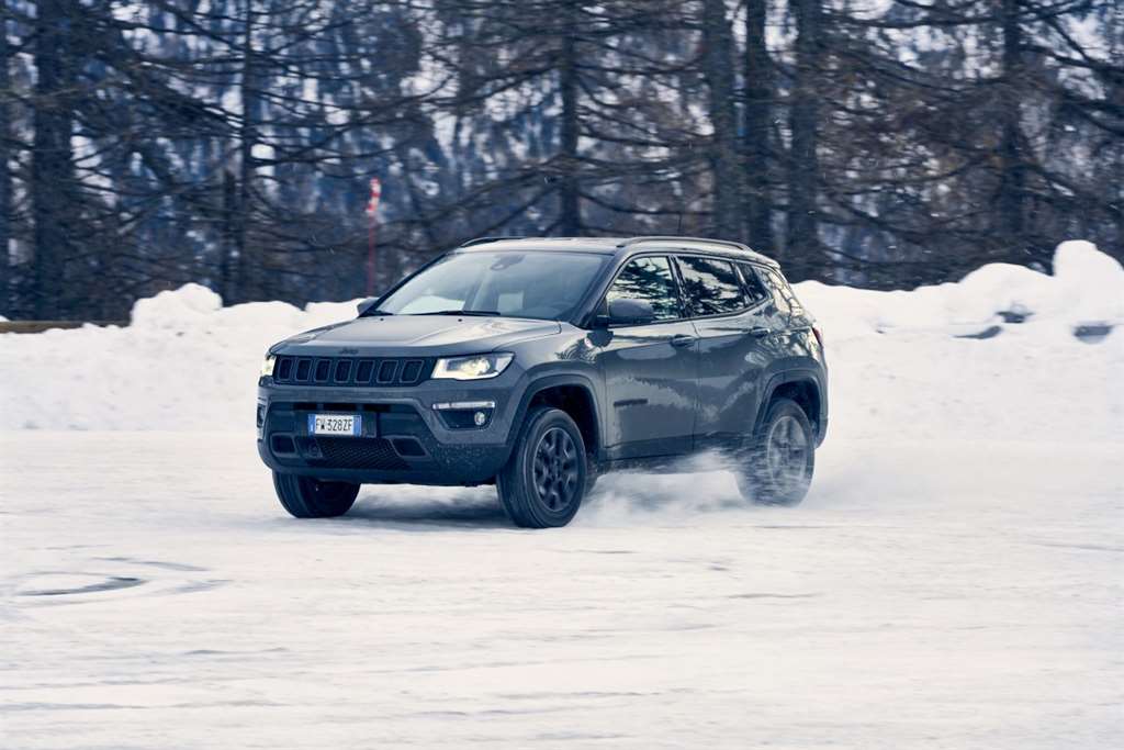 Jeep_Winter_05