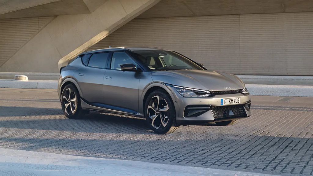 kiaev6autocarawards2022