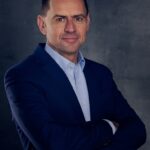 Martin_Sander crop resize-min