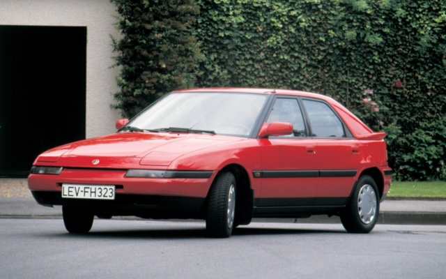 Mazda-323-F,-1989 (2)