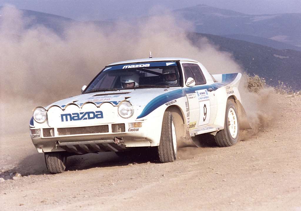 Mazda RX7_10