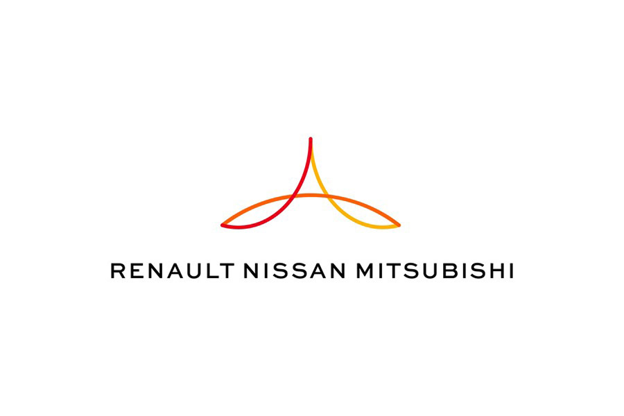 Mitsubishi e concept Tokyo 12