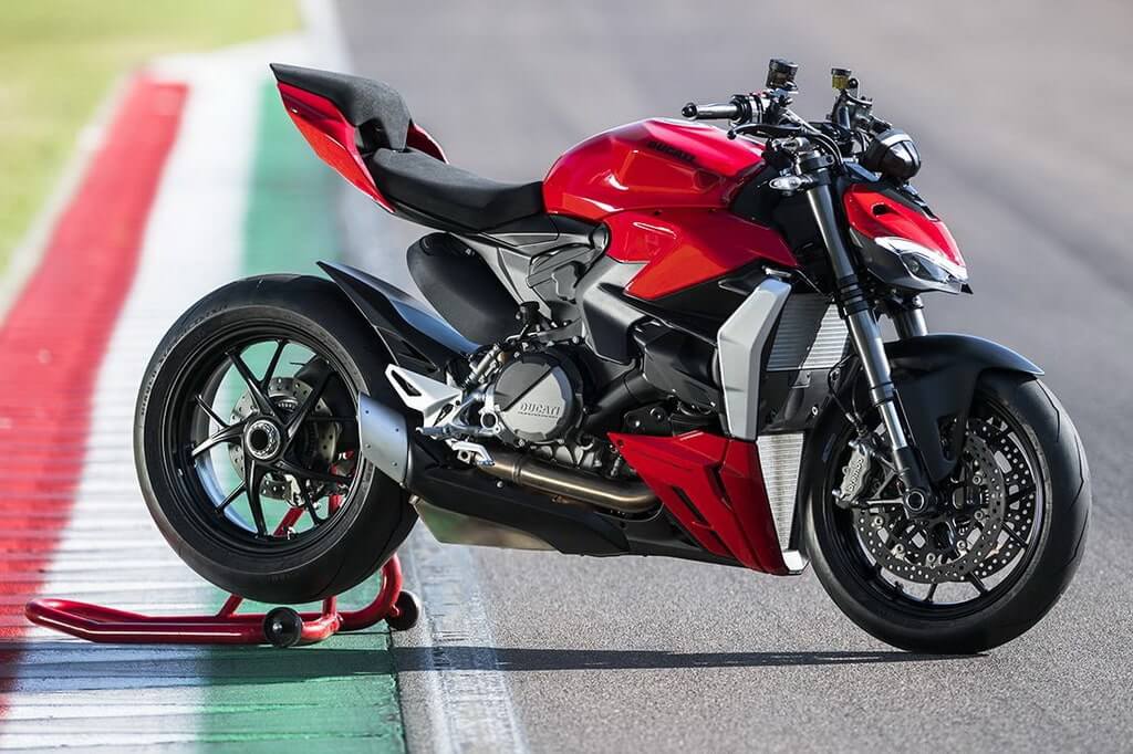 MY22_Ducati_Streetfighter_V2_____2