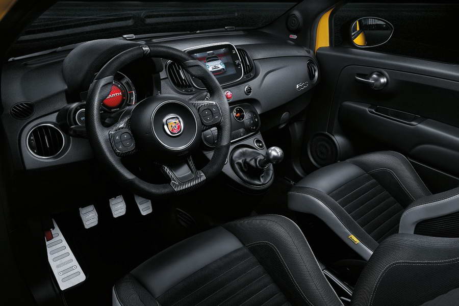 New Abarth 595 series 19