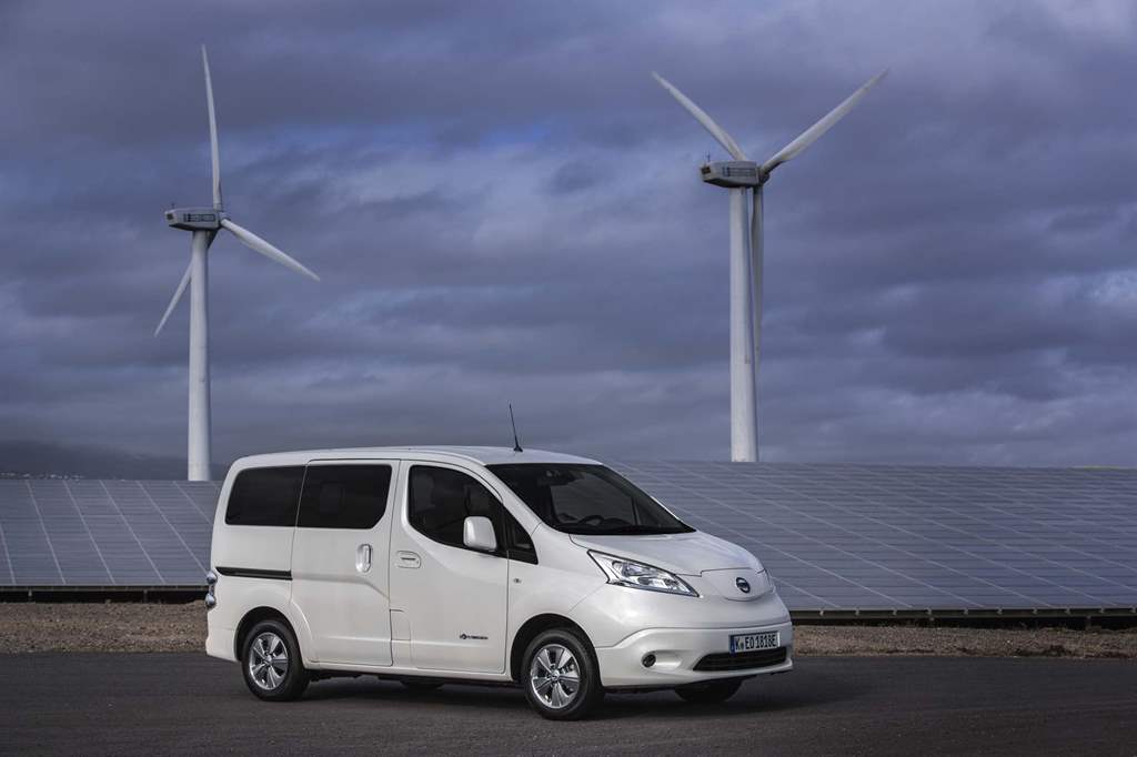 Nissan e-NV200_03