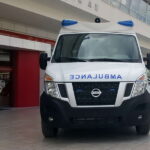 Nissan NV400-Ambulance 01