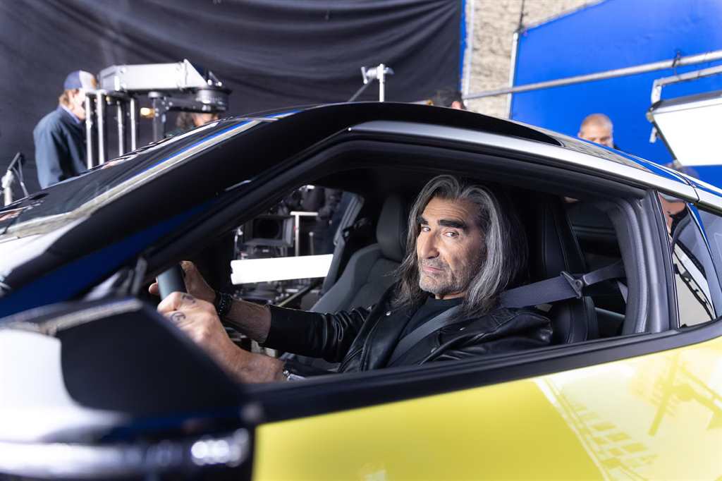 Nissan THRILL DRIVER BTS STILLS-5