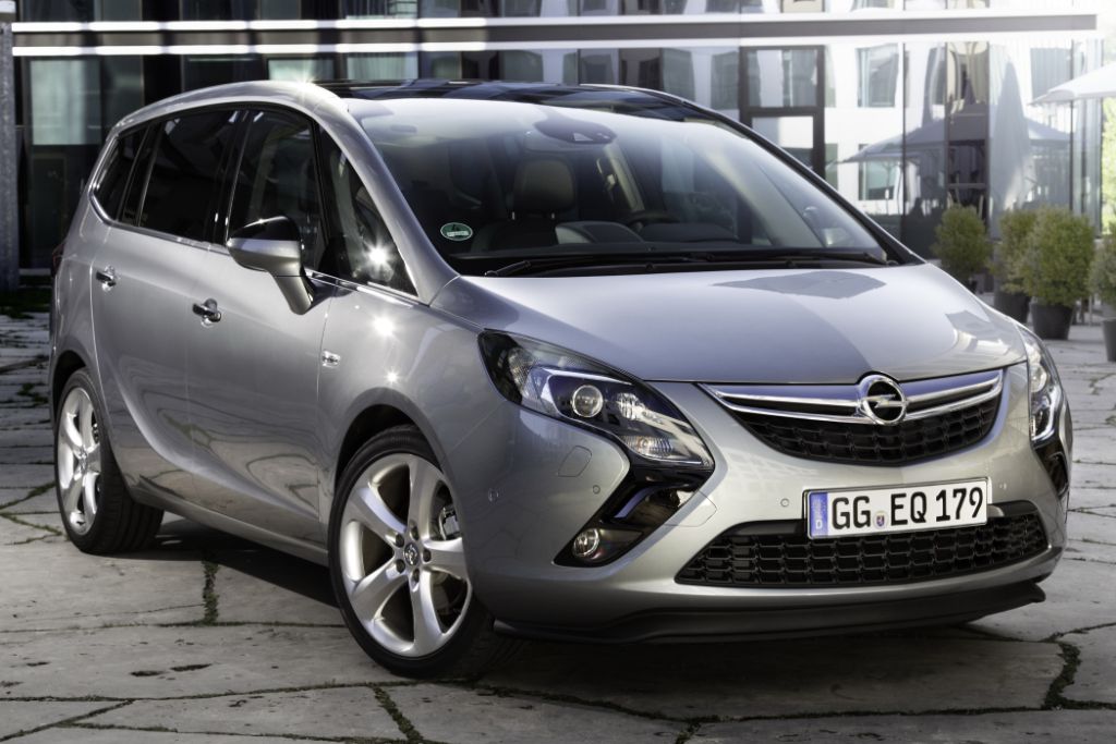 Opel-05-Zafira-Tourer-272900