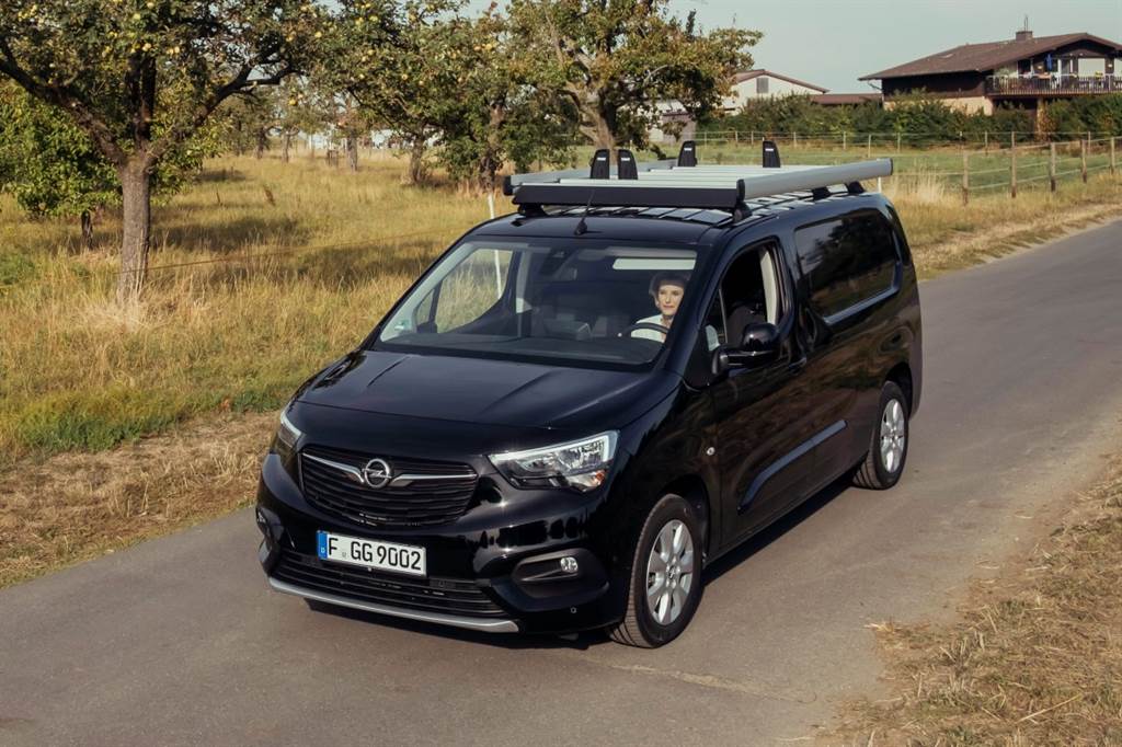 Opel-Combo_ 05
