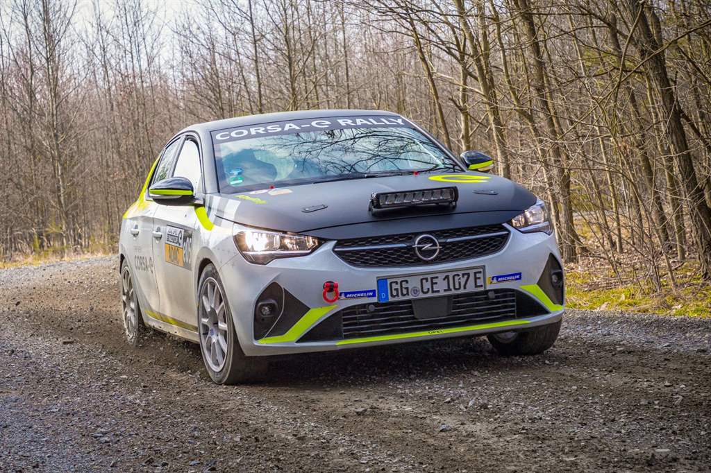 Opel-Corsa-e-Rally_03