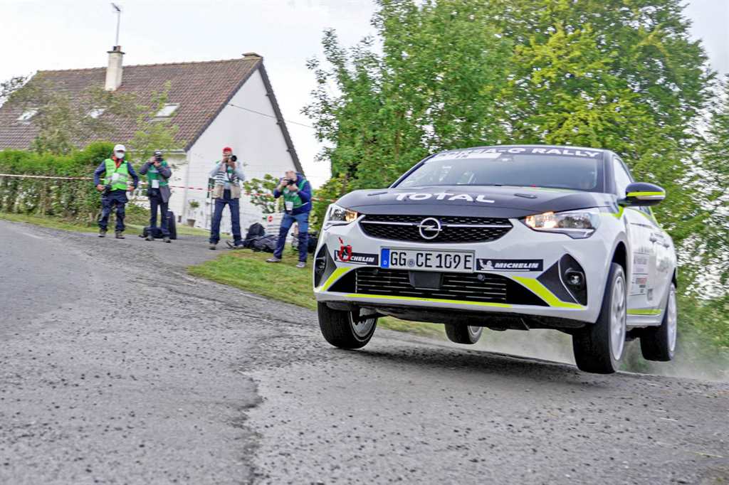 Opel-Corsa-e-Rally_03