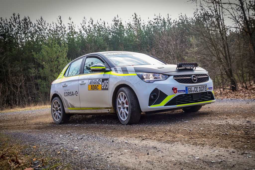 Opel-Corsa-e-Rally_03