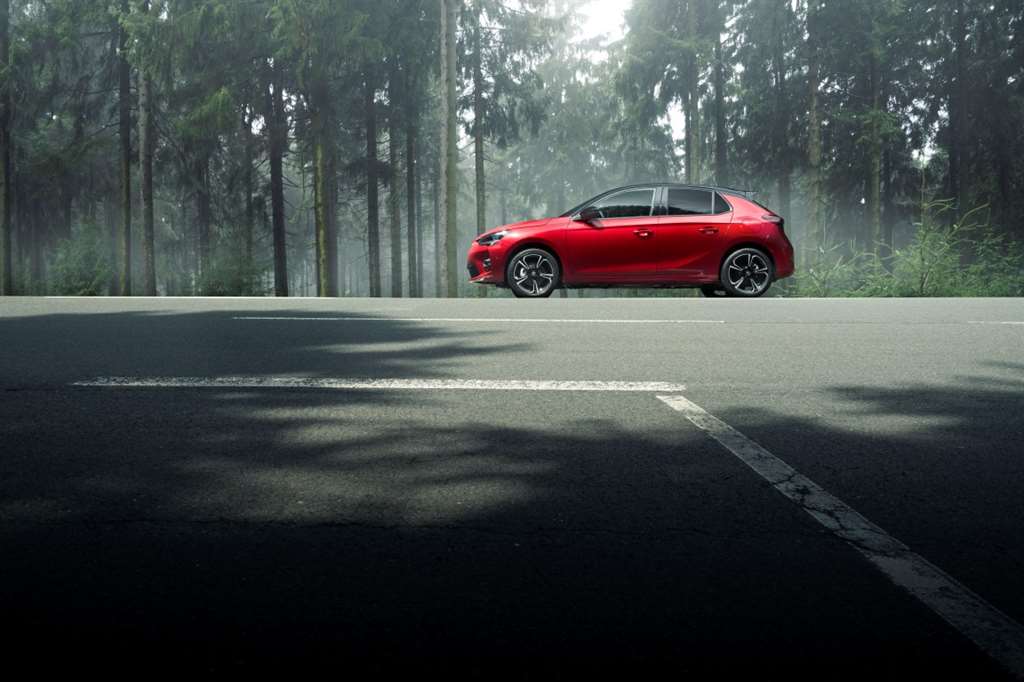 Opel-Corsa-GS-Line_06