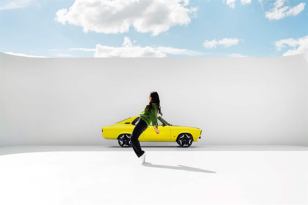 Opel-Manta-GSe-ElektroMOD_10