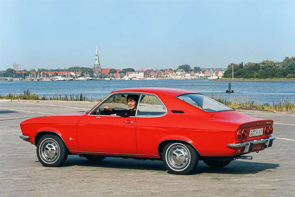 Opel-Manta_10