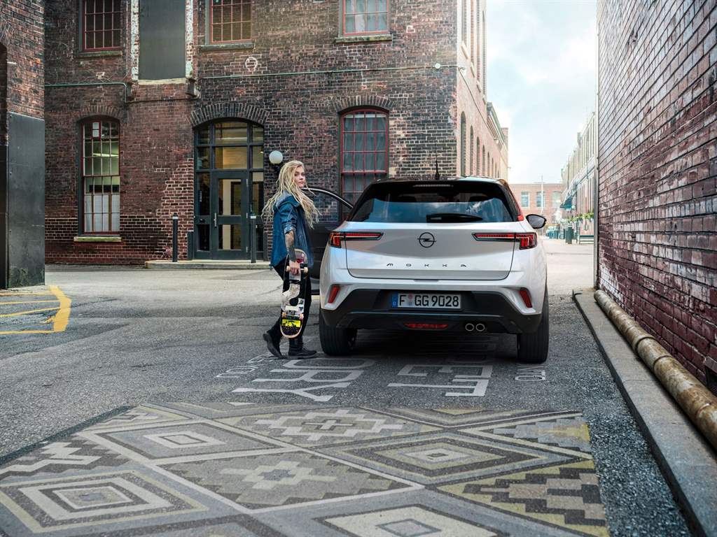 Opel_Mokka_03