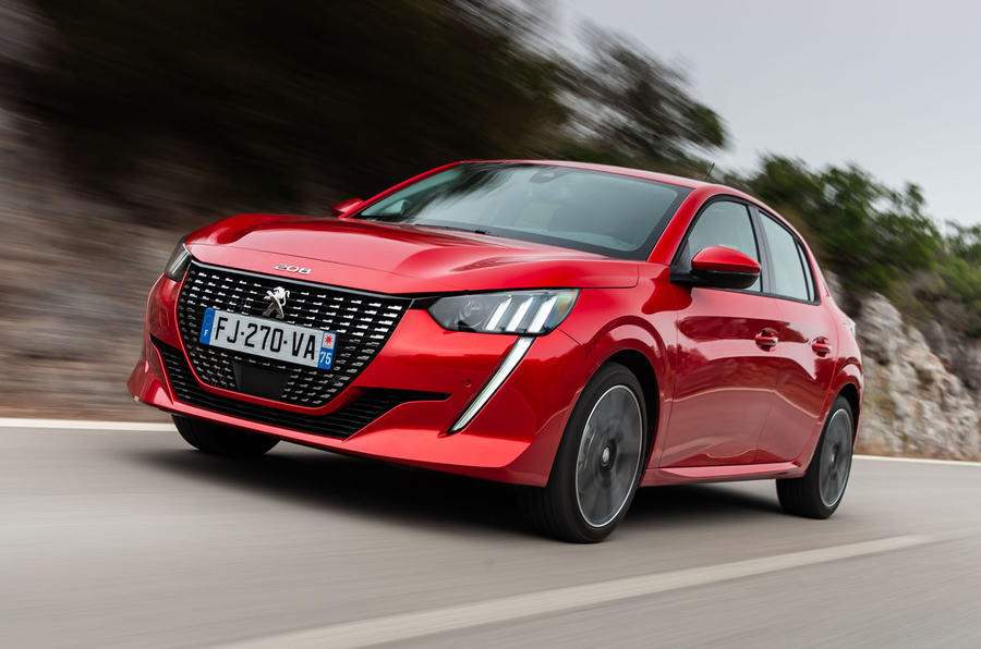 PEUGEOT_208_03