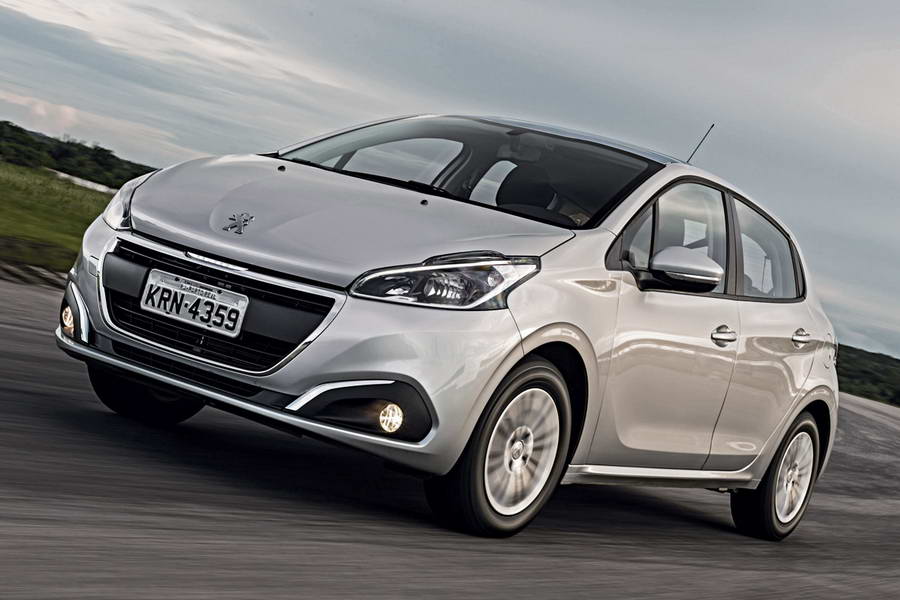 Peugeot 208 GT Line 11