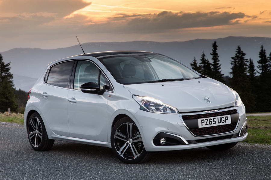 Peugeot 208 GT Line 13