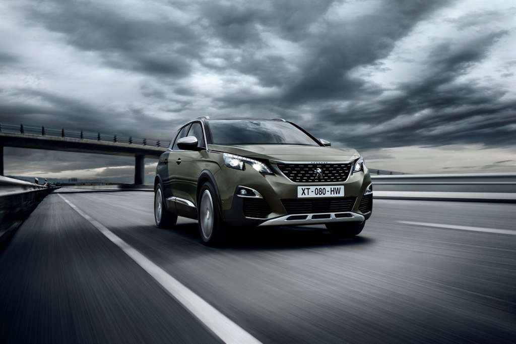 PEUGEOT_3008_ 01