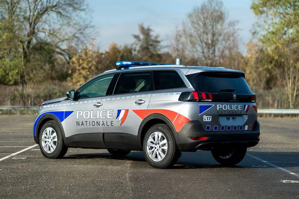 Peugeot 5008_05