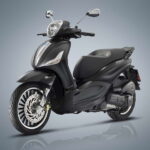 Piaggio Beverly 300 by Police