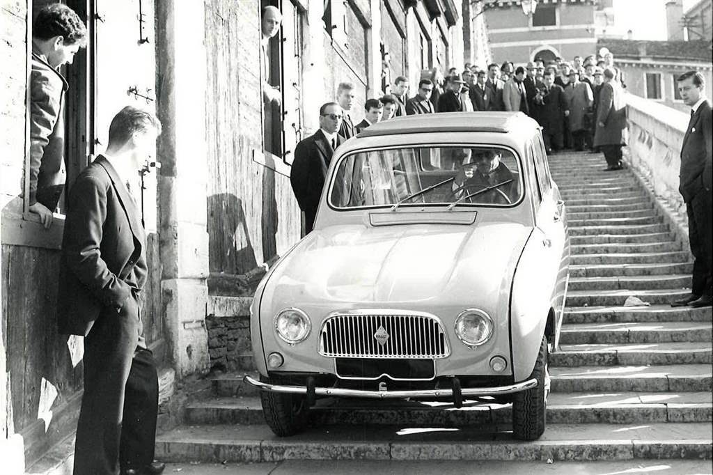 Renault 4L_04