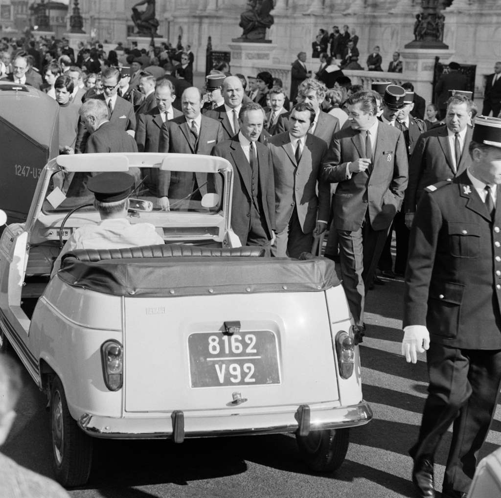 Renault 4L_07
