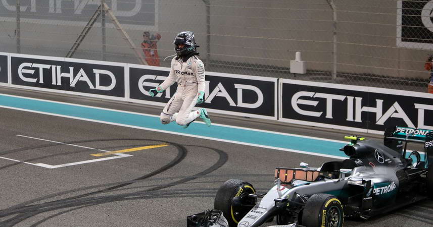 Rosberg leaving 02