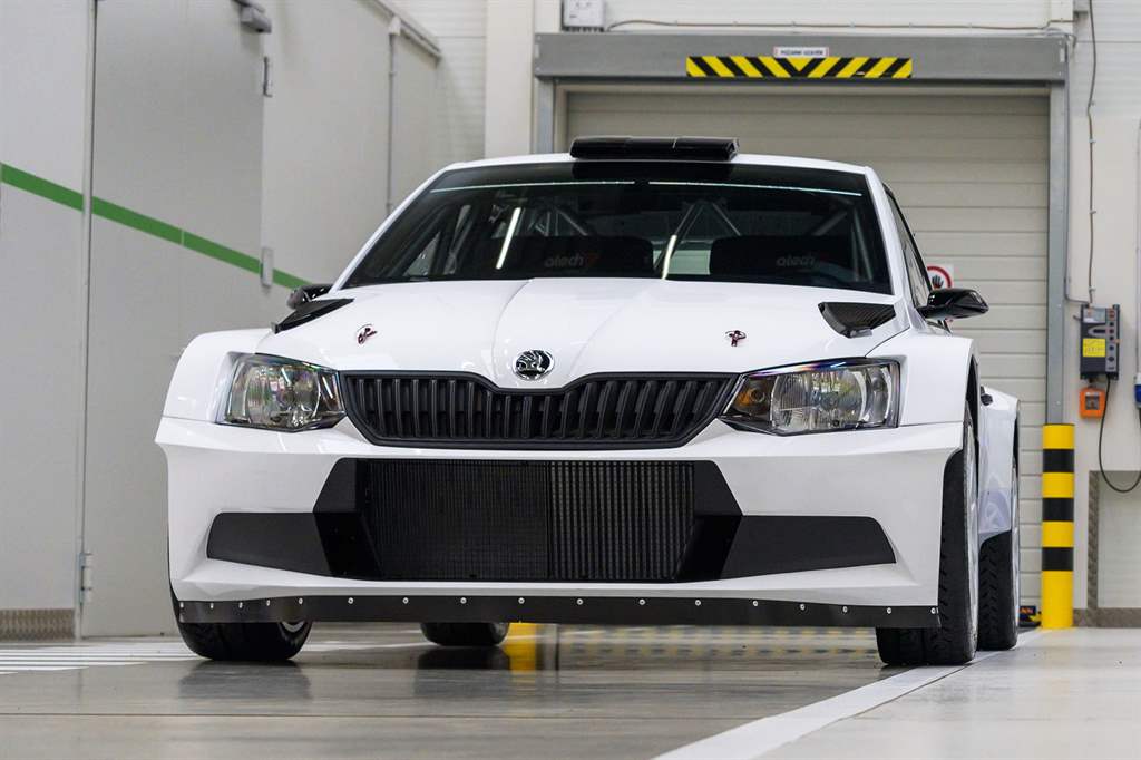 SKODA FABIA R5_03