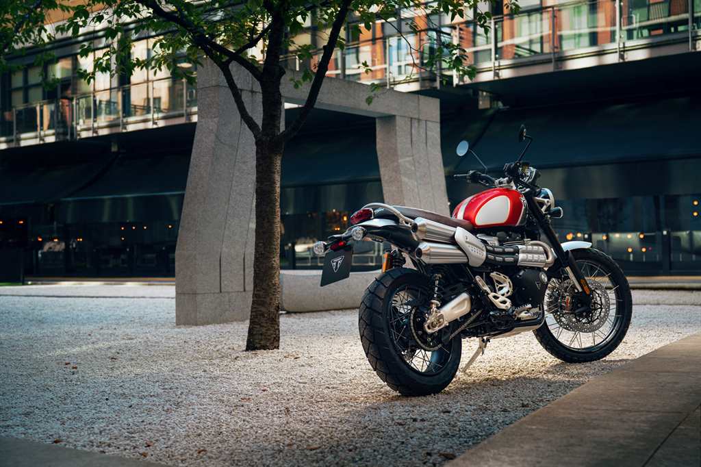 Special Edition Scrambler 1200 XC Gold Line (2)