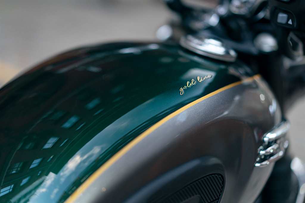 Special Edition T120 Gold Line -Details (3)