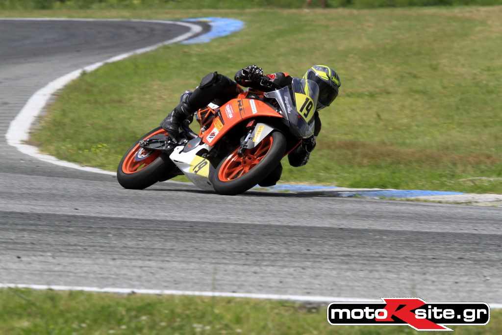 TAPA090619RACING-SS300061