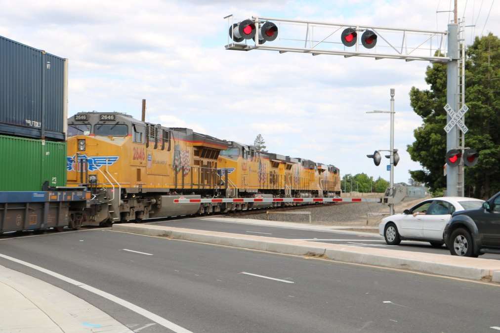 trains_ 06