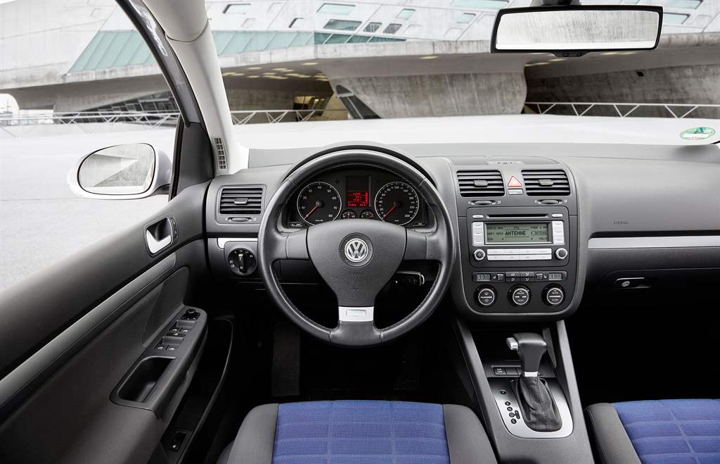 VW GOLF_07