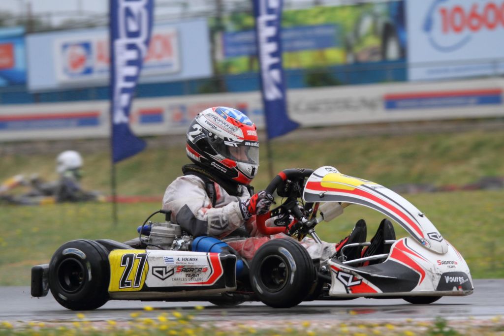 X30 MINI, Αντώνης Βούρος