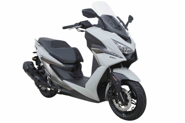 Νέο Kymco X-Town 250 ST   Euro5+:Δύναμη, άνεση, ασφάλεια