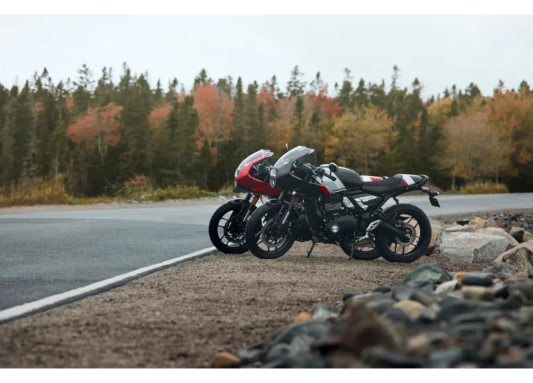 Triumph | Νέες Tracker 400 & Thruxton 400